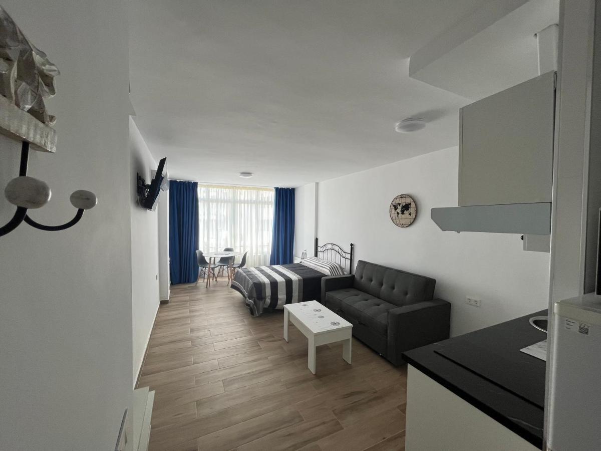 Ver621 - Estudio Con Vistas Al Mar, Wifi, Piscina, Centro A 100 Metros, Playa A 600 Metros Torremolinos Exterior foto